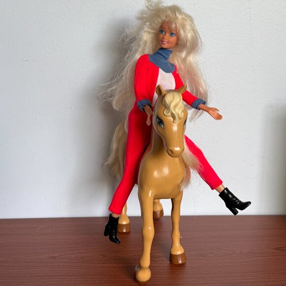Vintage Olympic Barbie & Horse - Picture 2 of 11